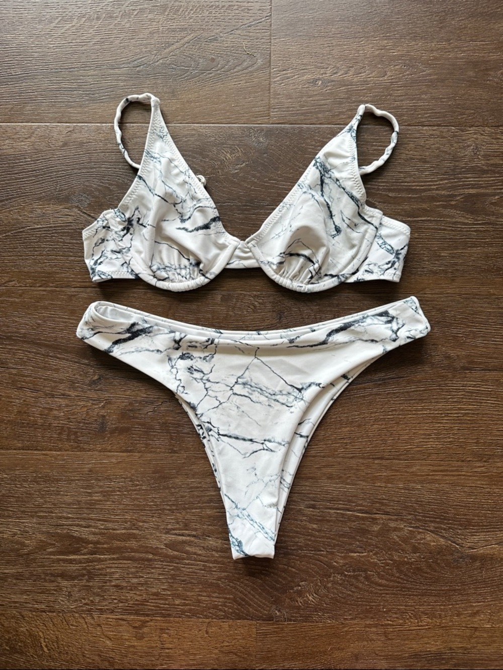 Marble Print White & Black Underwire Bikini Set - Women Swim